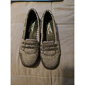 SKECHERS RELAXED FIT AIR-COOLED MEMORY FOAM SIZE 9.5 WOMEN'S WORN TWICE
